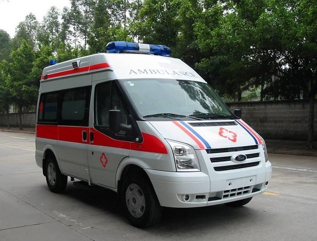 V348長/短軸中頂監(jiān)護型救護車