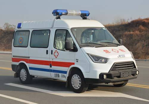 江鈴特順短軸監(jiān)護型救護車