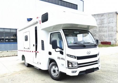 上汽躍進(jìn)移動助浴車