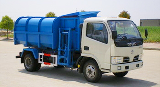 東風(fēng)福瑞卡掛桶垃圾車(5立方)