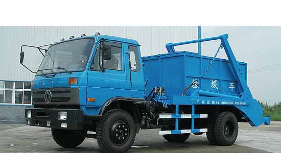 東風145擺臂式垃圾車(8立方)