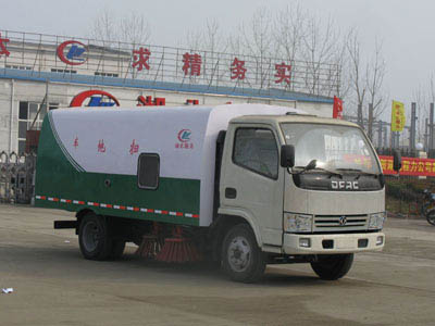 東風(fēng)小霸王掃路車